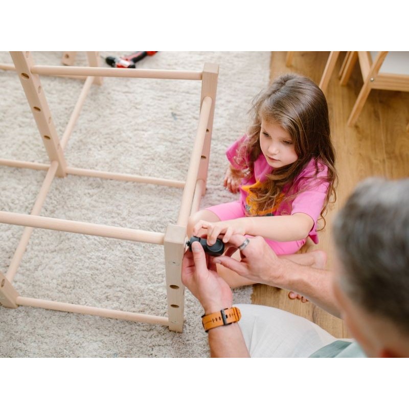 ronila kokkupanek on kiire ja lihtne ning lapsed saavad selles osaleda